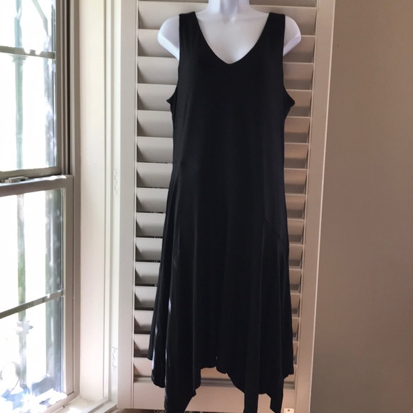 INC International Concepts Dresses & Skirts - INC black v-neck dress w/kerchief hem, size L